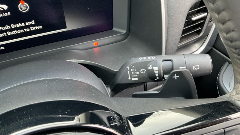 Nissan Qashqai 1.3 DiG-T MH 158 N-Connecta 5dr Xtronic Petrol Hatchback